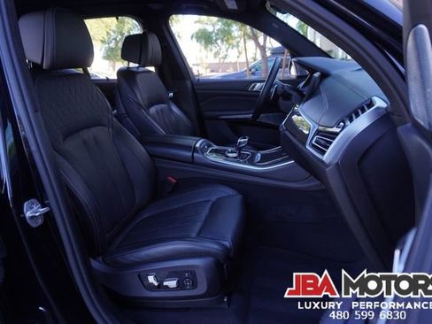 Used 2021 BMW X5 M50i w/ Executive Package image 86