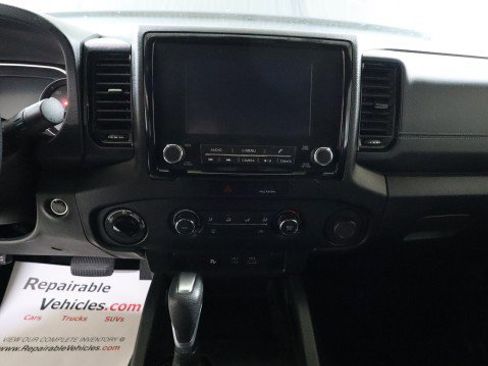 Used 2023 Nissan Frontier SV w/ Midnight Edition Package image 12