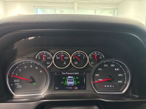 Used 2020 Chevrolet Silverado 1500 LT Trail Boss AWD/4WD image 21