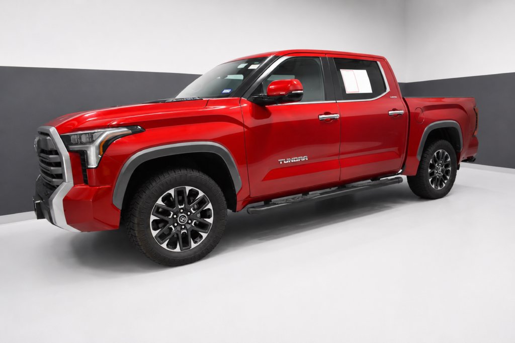 Used 2024 Toyota Tundra Limited AWD/4WD image 2