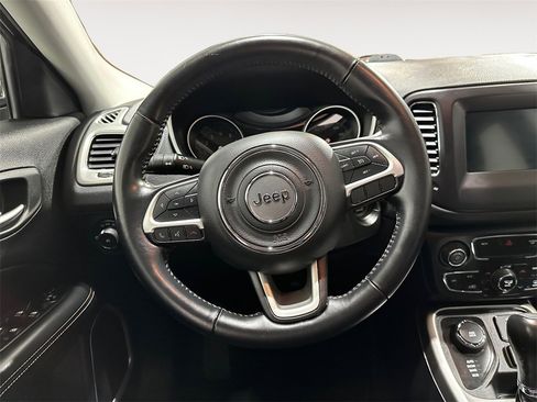 Used 2019 Jeep Compass Latitude w/ Popular Equipment Group image 11