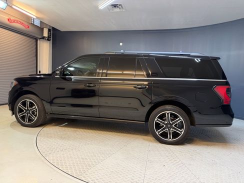 Used 2021 Ford Expedition Max Limited AWD/4WD image 2