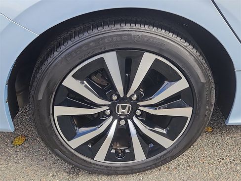 Certified 2022 Honda Civic EX image 4