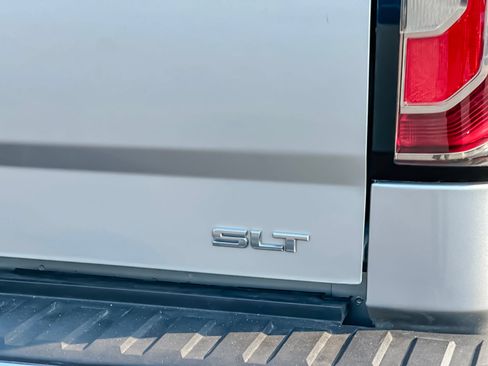 Used 2018 GMC Sierra 1500 SLT AWD/4WD image 25