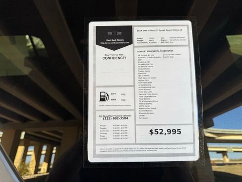 Used 2023 GMC Yukon XL Denali image 35