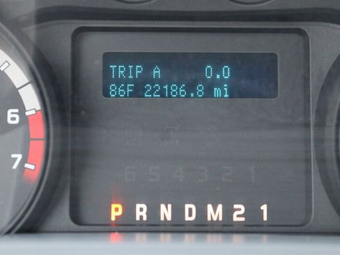 Used 2016 Ford F250 XL w/ Power Equipment Group AWD/4WD image 11