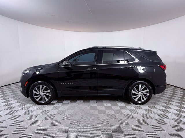 Used 2023 Chevrolet Equinox Premier AWD/4WD image 4