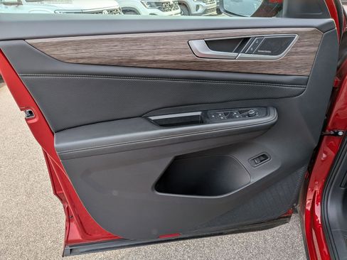 Used 2024 Volkswagen Atlas SEL Premium R-Line image 12