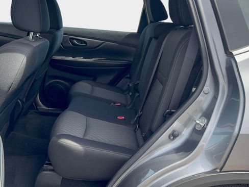 Used 2020 Nissan Rogue S FWD image 14