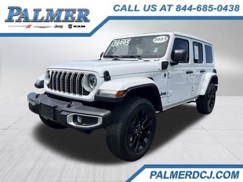 Used 2025 Jeep Wrangler Unlimited Sahara w/ Safety Group AWD/4WD image 1