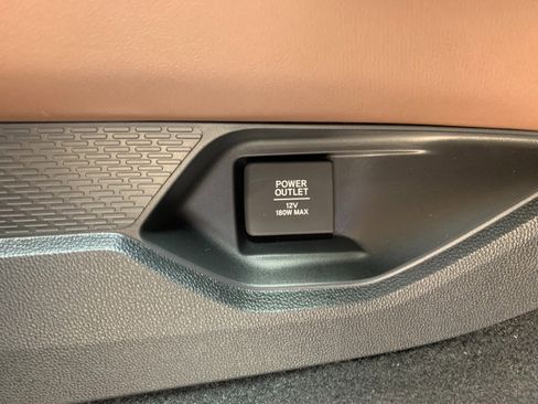 Used 2023 Acura MDX SH-AWD w/ Technology Package image 43