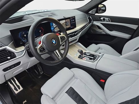 Used 2024 BMW X6 M Competition w/ Executive Package image 19