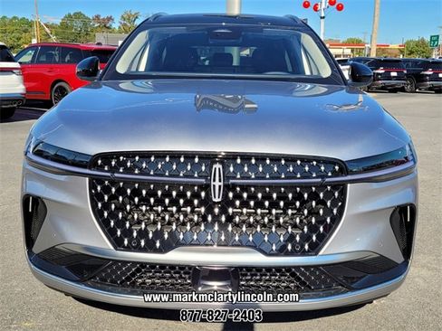 New 2026 Lincoln Nautilus Reserve image 12