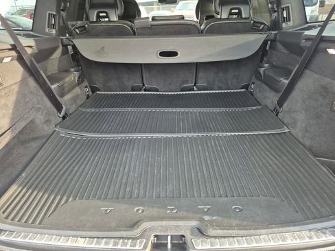 Used 2017 Volvo XC90 T8 Inscription w/ Vision Package image 15