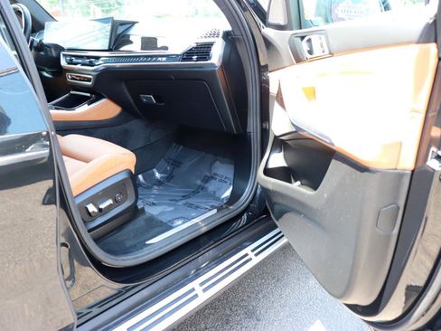 Used 2026 BMW X5 xDrive40i AWD/4WD image 15