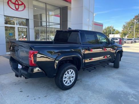 New 2025 Toyota Tacoma SR5 image 5