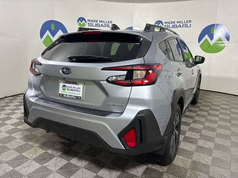 Used 2025 Subaru Crosstrek 2.0i Premium AWD/4WD image 7