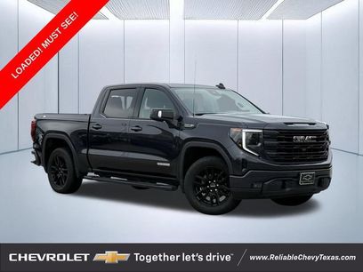 Used 2023 GMC Sierra 1500 Elevation w/ Elevation Premium Package