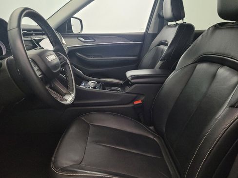 Used 2022 Jeep Grand Cherokee L Limited image 17