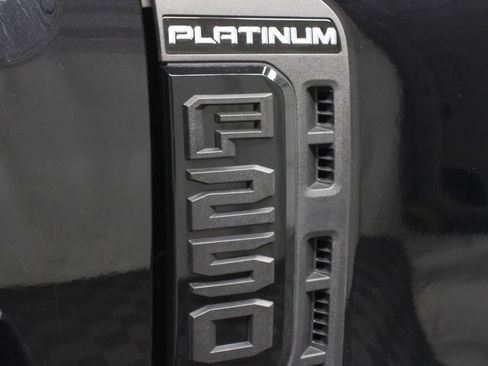 Used 2025 Ford F250 Platinum AWD/4WD image 62