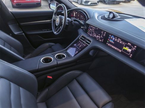 Certified 2022 Porsche Taycan Turbo image 36