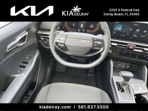 New 2026 Kia Sportage LX FWD image 12