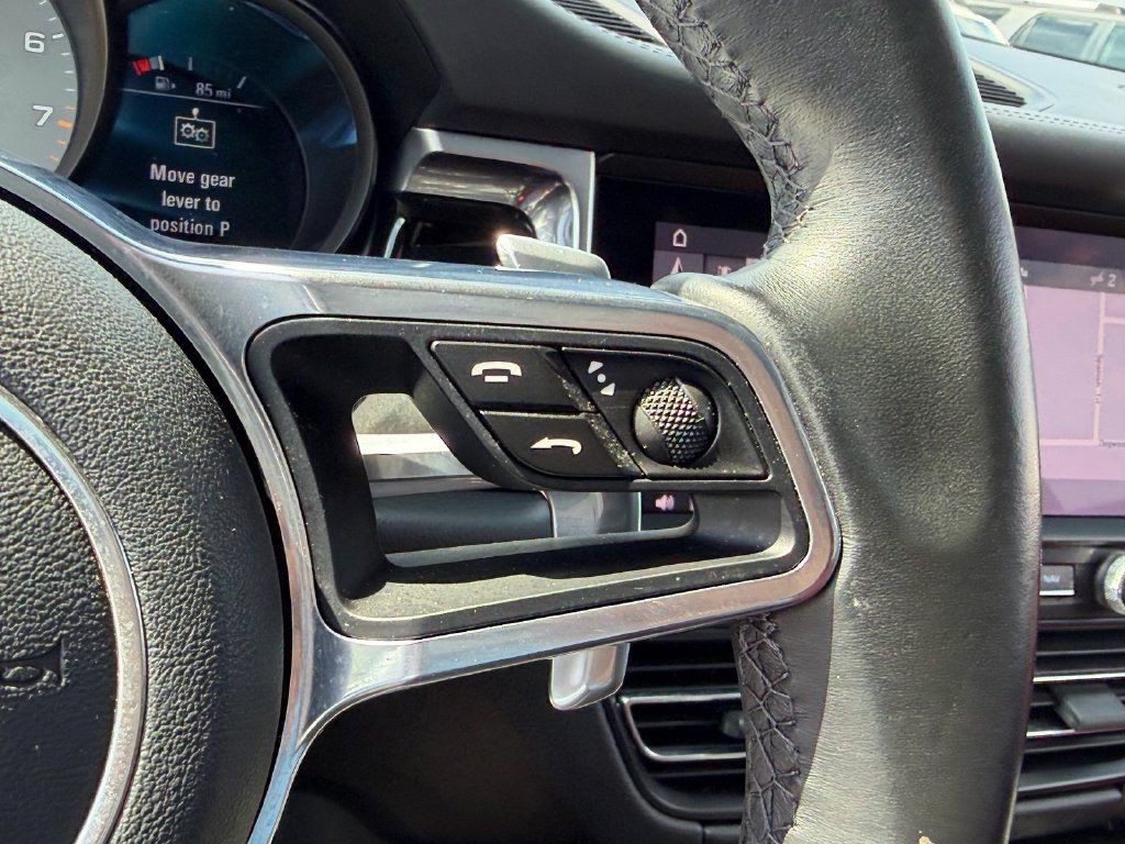 Used 2020 Porsche Macan S AWD/4WD image 21
