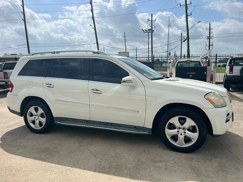 Used 2012 Mercedes-Benz GL 450 4MATIC image 9