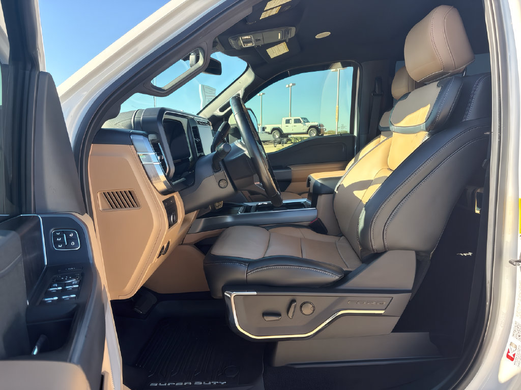 Used 2023 Ford F250 Lariat w/ Lariat Ultimate Package AWD/4WD image 9