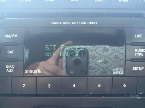 Used 2017 Jeep Wrangler Unlimited Sahara AWD/4WD image 30