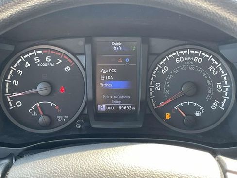 Used 2021 Toyota Tacoma SR image 18