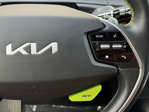 Used 2023 Kia EV6 GT AWD/4WD image 21