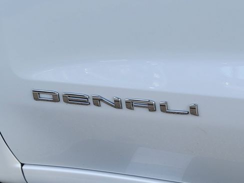 Used 2024 GMC Sierra 1500 Denali w/ Technology Package image 14