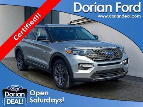 Certified 2023 Ford Explorer XLT w/ Equipment Group 202A AWD/4WD image 1