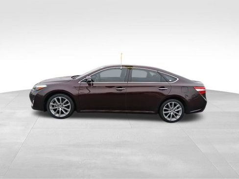 Used 2014 Toyota Avalon XLE image 6