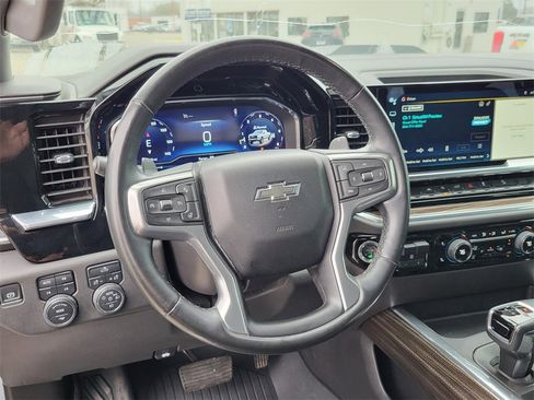 Used 2024 Chevrolet Silverado 1500 LT Trail Boss w/ Convenience Package II image 20