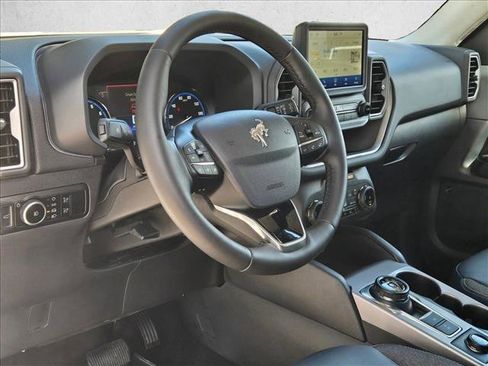 Used 2024 Ford Bronco Sport Outer Banks w/ Tech Package image 10