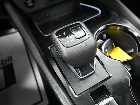 Used 2025 Nissan Rogue SL FWD image 23