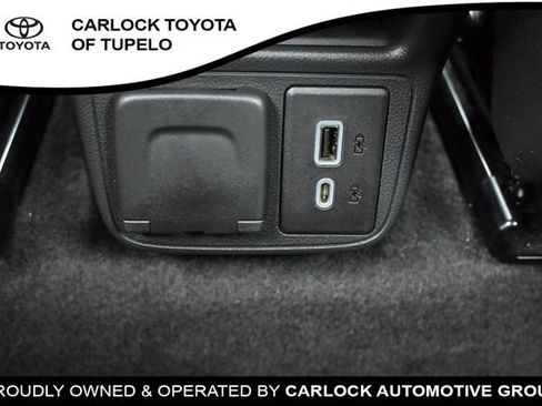 Used 2023 Buick Encore GX Essence w/ Experience Buick Package FWD image 17