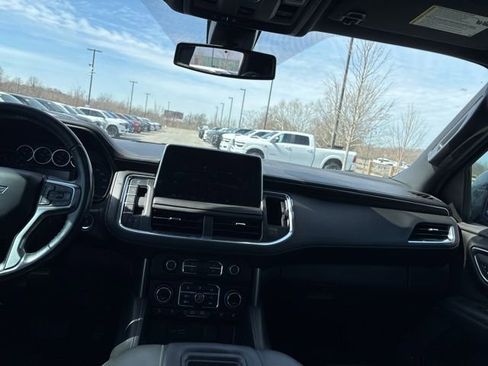 Used 2021 Chevrolet Tahoe Z71 image 17