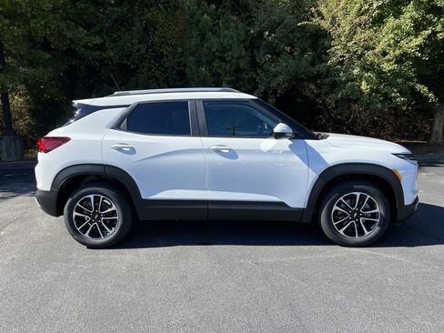 New 2026 Chevrolet TrailBlazer LT w/ LT Cold Weather Package image 11