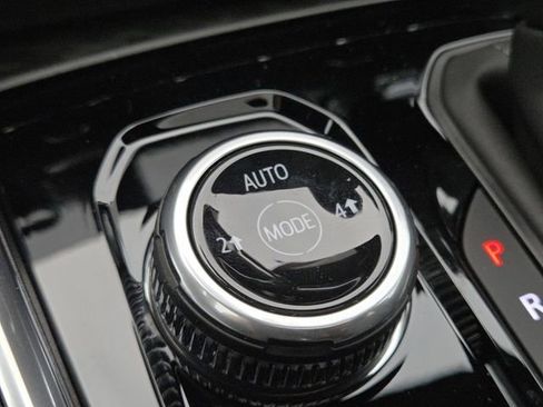 New 2026 GMC Canyon Elevation w/ Convenience Package image 10