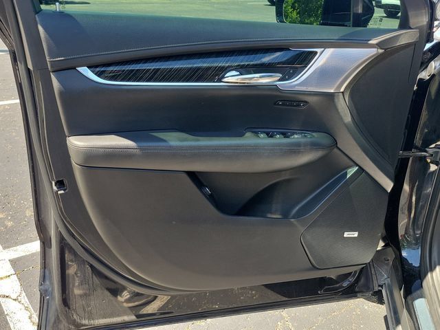 Used 2020 Cadillac XT6 Premium Luxury AWD/4WD image 19