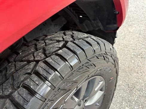 Used 2022 Toyota Tacoma SR5 RWD image 34