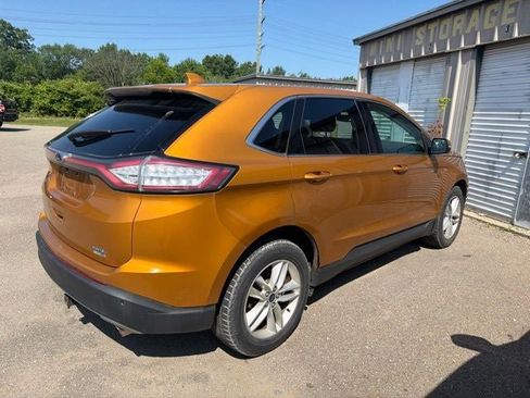 Used 2016 Ford Edge SEL w/ Equipment Group 201A AWD/4WD image 4