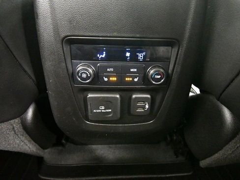 Used 2020 Buick Enclave Avenir w/ Avenir Technology Package image 18