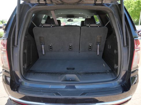 Used 2023 Chevrolet Tahoe LT AWD/4WD image 18