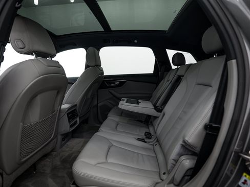 Certified 2023 Audi Q7 2.0T Premium Plus w/ Premium Plus Package AWD/4WD image 18