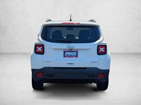 Used 2019 Jeep Renegade Latitude AWD/4WD image 6