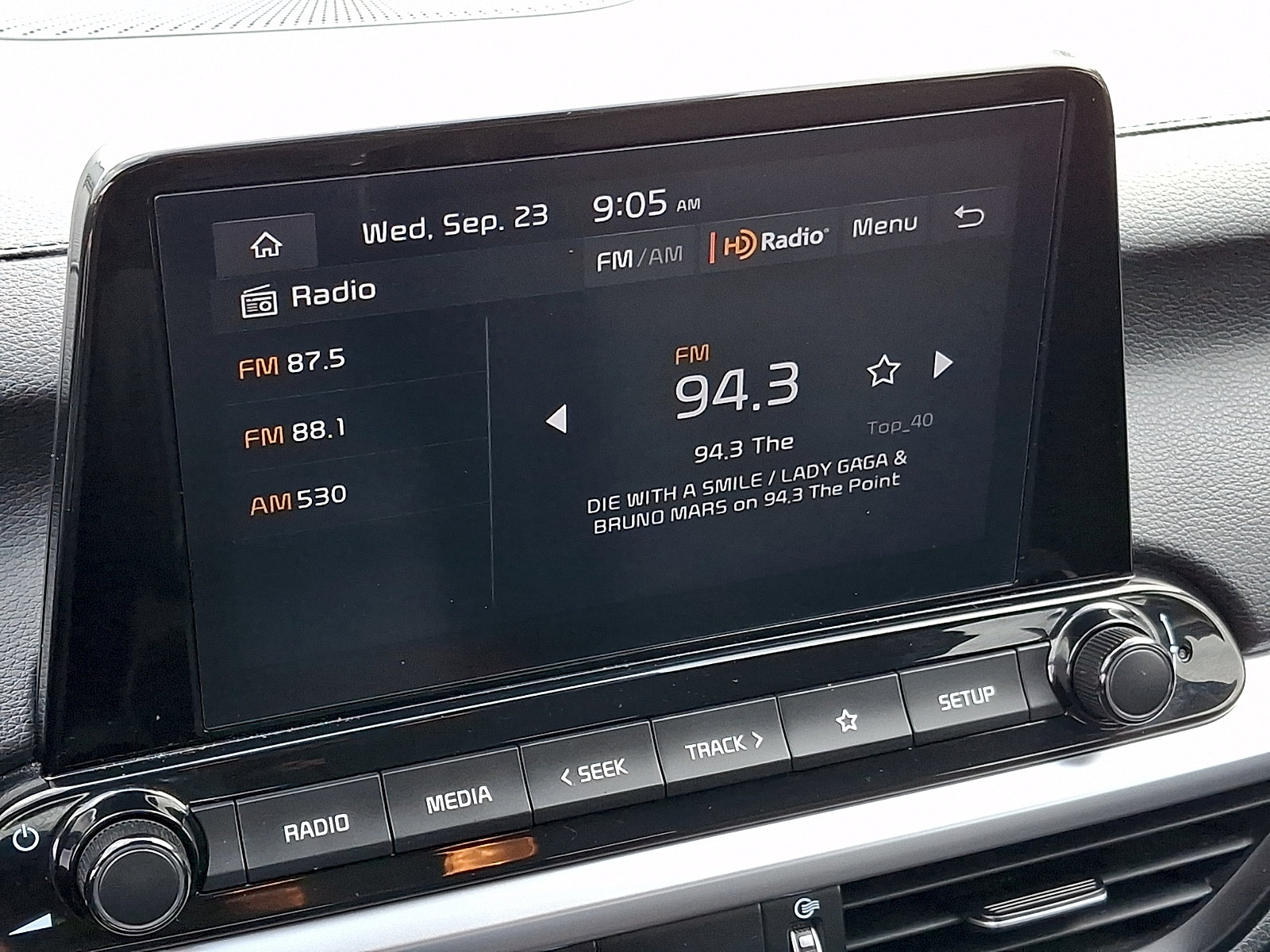 Used 2023 Kia Forte LXS w/ LXS Technology Package FWD image 16